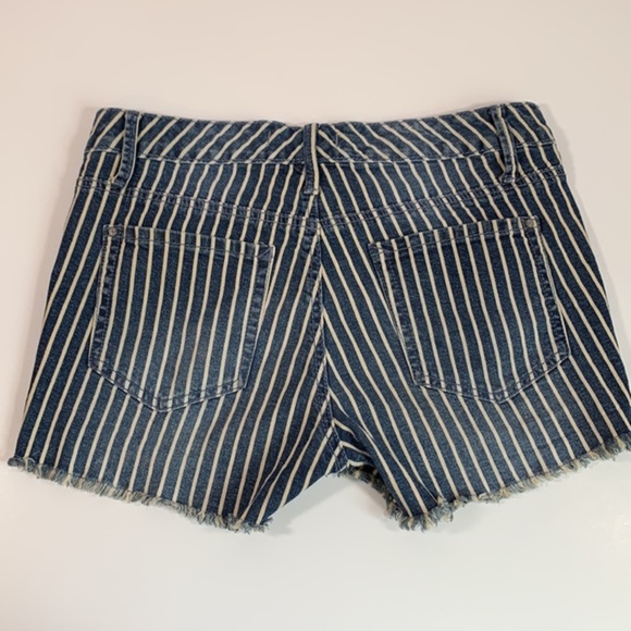 Kardashian Blue & White Striped Denim Shorts - Picture 5 of 9